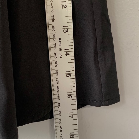 J. Crew black athleisure pleated skort with side zipper. Size M - Picture 7 of 11